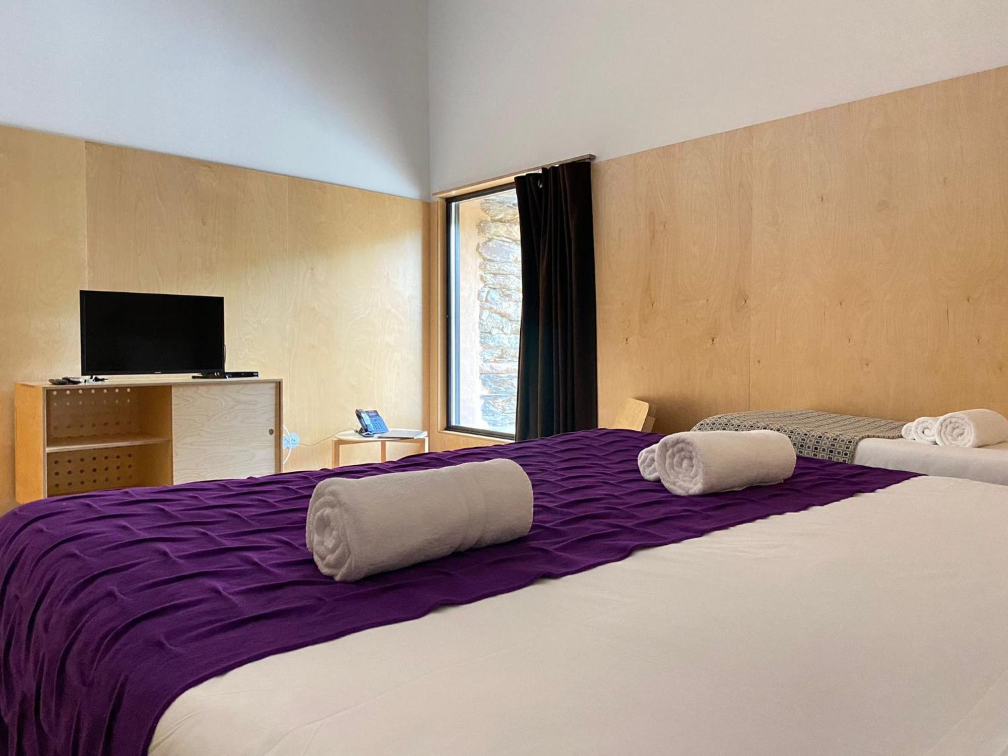 Colmeal Countryside Hotel ฟิเกรา เด กาสเตโล รอดริโก ภายนอก รูปภาพ